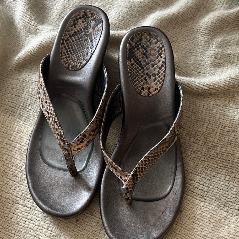 Chico’s Santos Wedges   